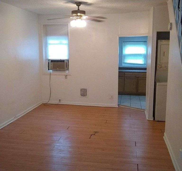 1st image of 6443 Glenmore Ave