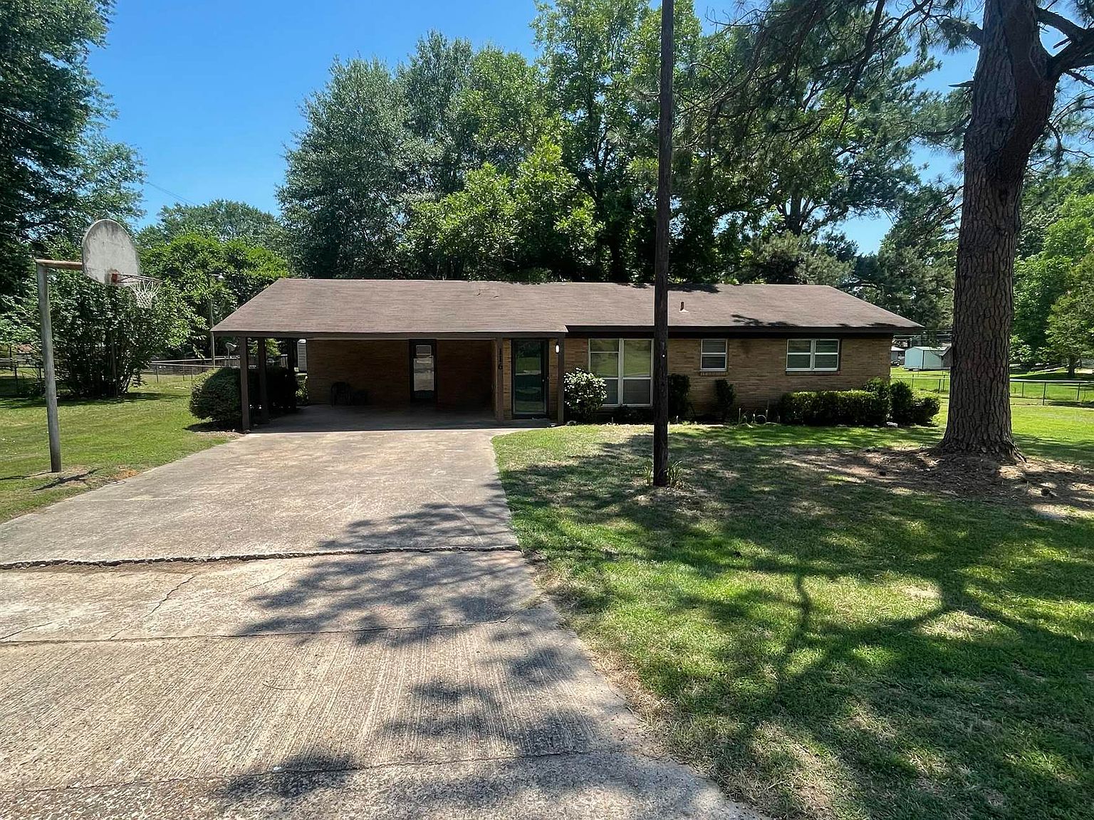 116 Oak St, Redwater, TX 75573 Zillow