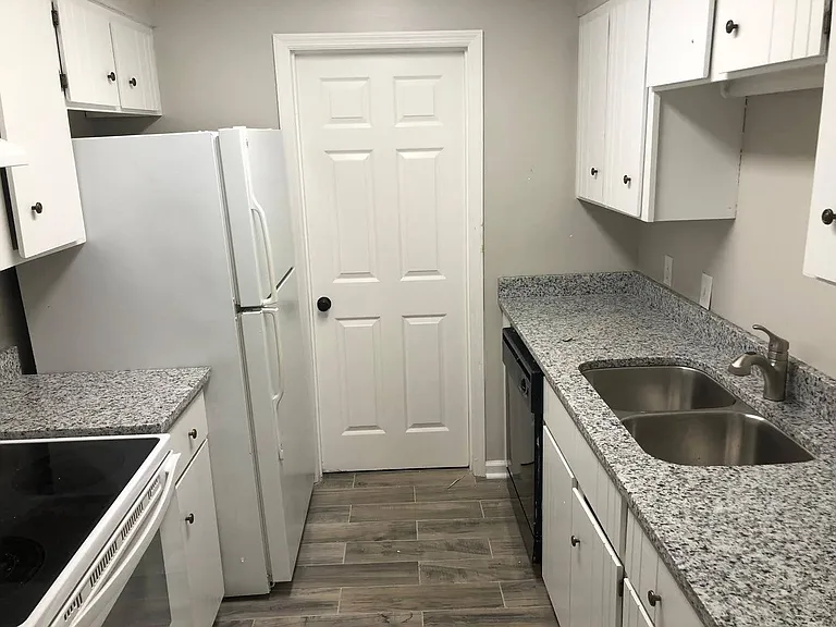 439 Heritage Pl — Photo 7