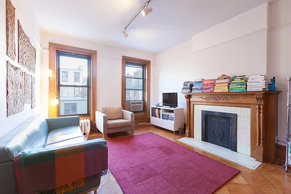 Rented by Berman Realty | media 9