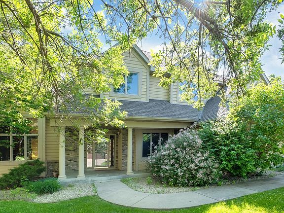 2nd image of 1236 Wildwood Way