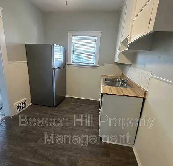 3585 E 129th St — Photo 3