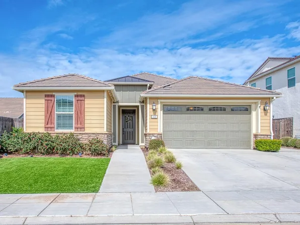 439 Grant Ave W, Madera, CA 93636