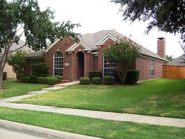1st image of 207 Dorsett Ct
