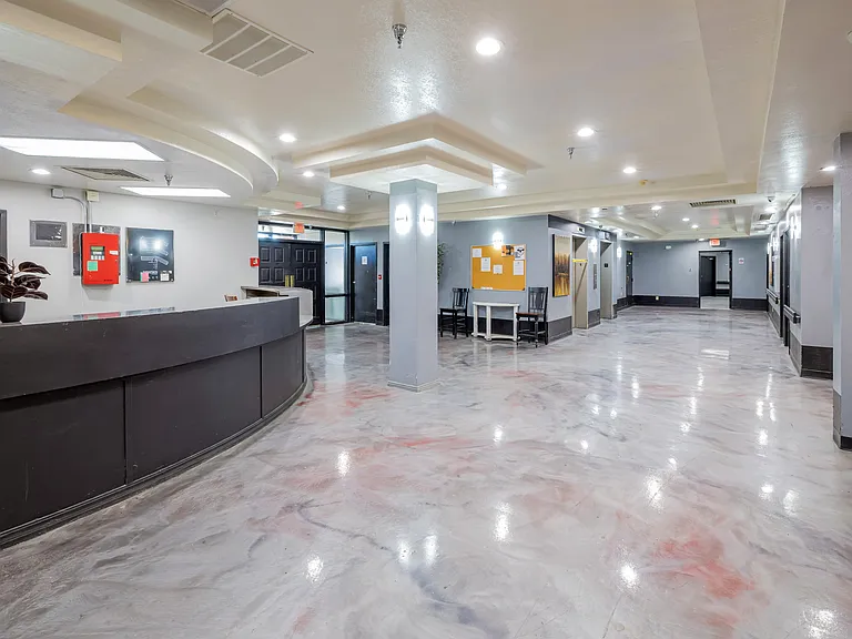 Jubilee Residences — Photo 42