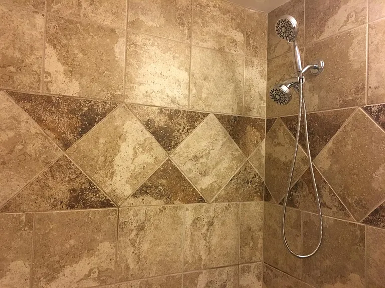 Bathroom backsplash