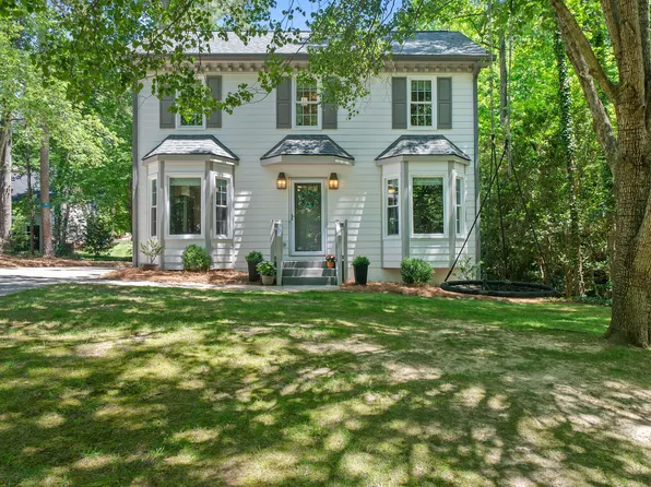 7004 Norwich Dr, Raleigh, NC 27613