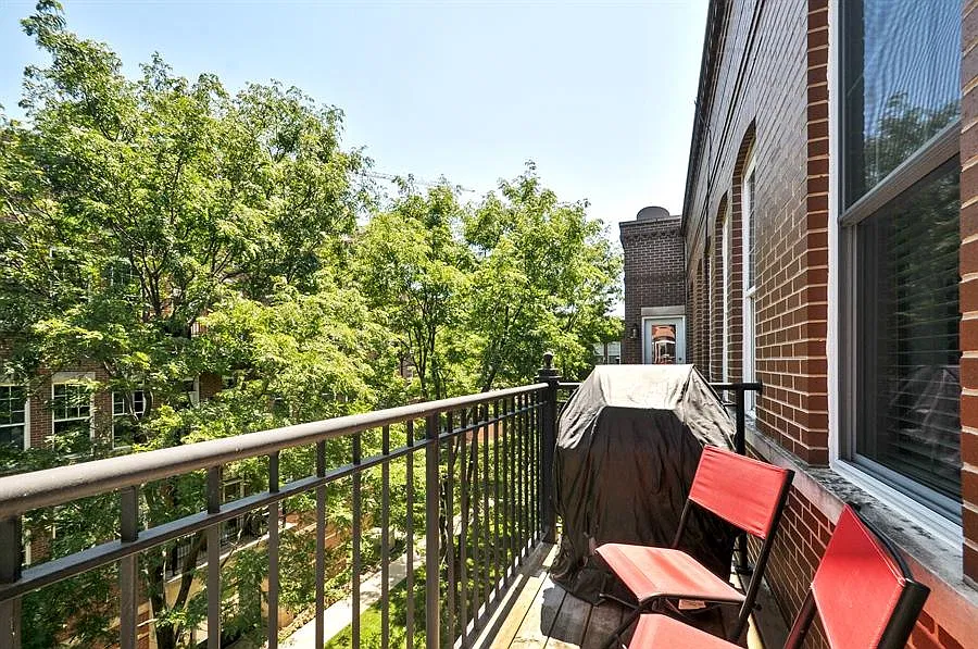 2 bed, 1200 sqft, $3,800 — Photo 4