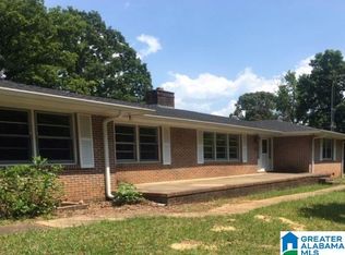 160 Cloudmont Ln, Talladega, AL 35160