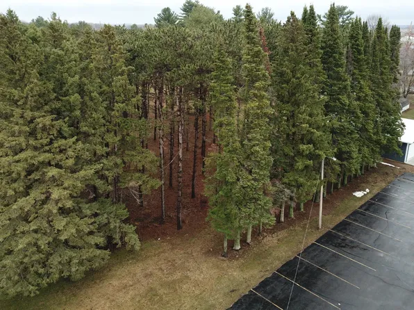 8th Ave, Clear Lake, WI 54005