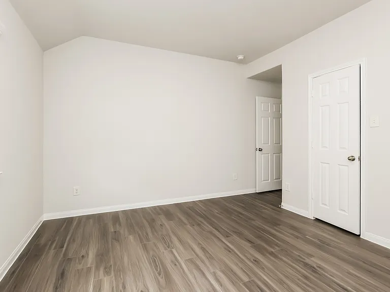 2422 Gibbs Bend Ct — Photo 17