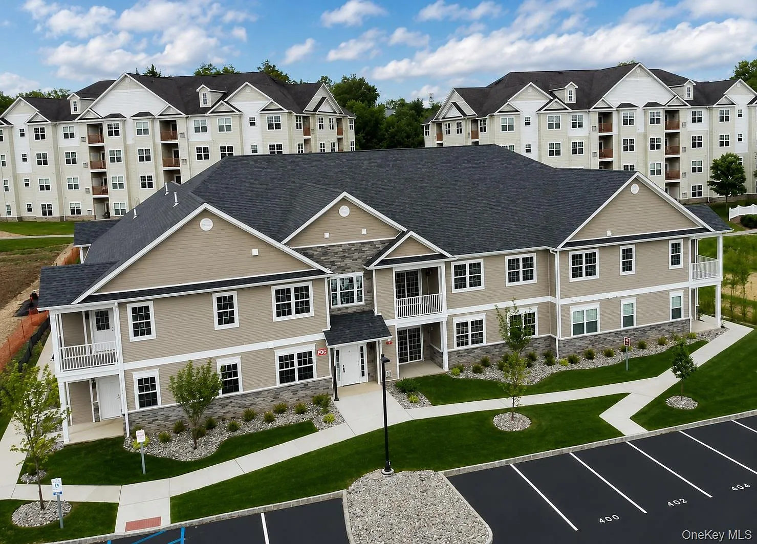 2 bed, 2.0 bath, 1250 sqft, $2,750 — Photo 1