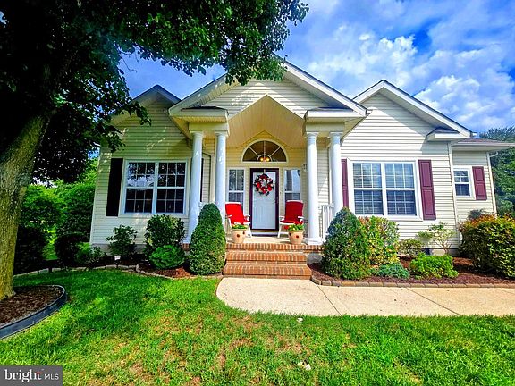 2nd image of 1 Hickory Branch Ln