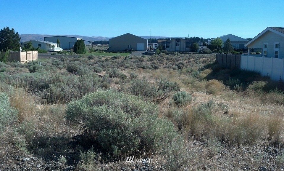 1st image of 229 Atterberry Drive N