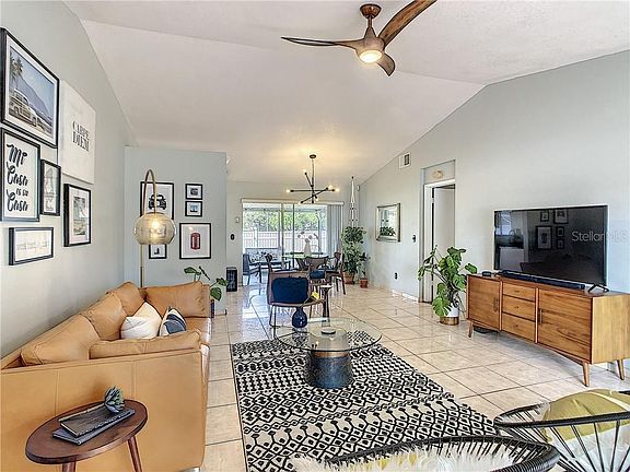 4th image of 12924 New York Woods Cir