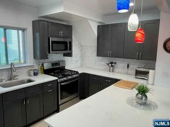 28 Edison St, Ridgefield Park, NJ 07660