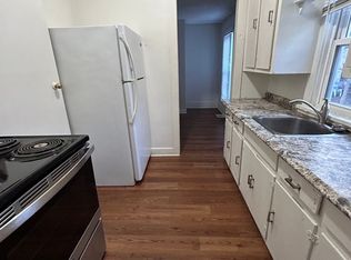 Three Bedroom Apartment Near Downtown, La Crosse, WI 54601