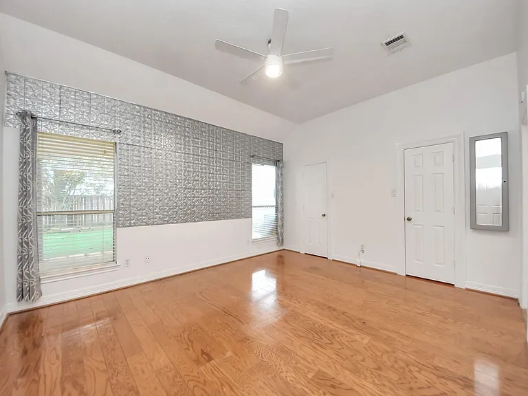 18315 Brenwood Manor Dr — Photo 20