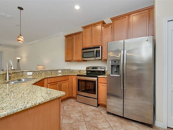 5th image of 3653 Solana Cir