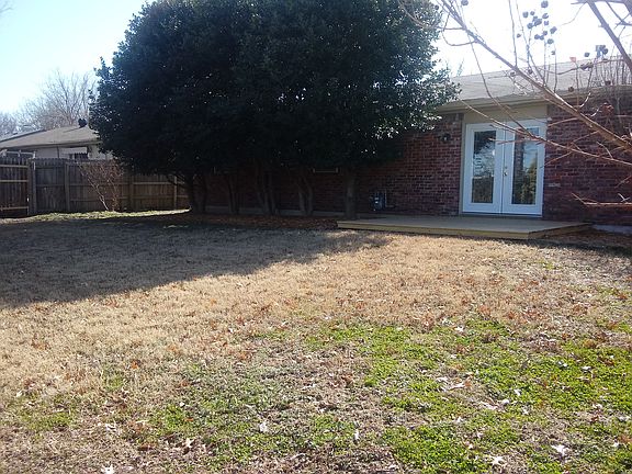 4th image of 11827 E 61st Pl