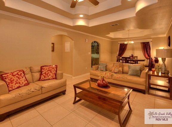 3rd image of 3189 Resaca Vista Dr