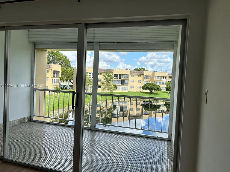 6090 NW 64th Ave #311 — Photo 3