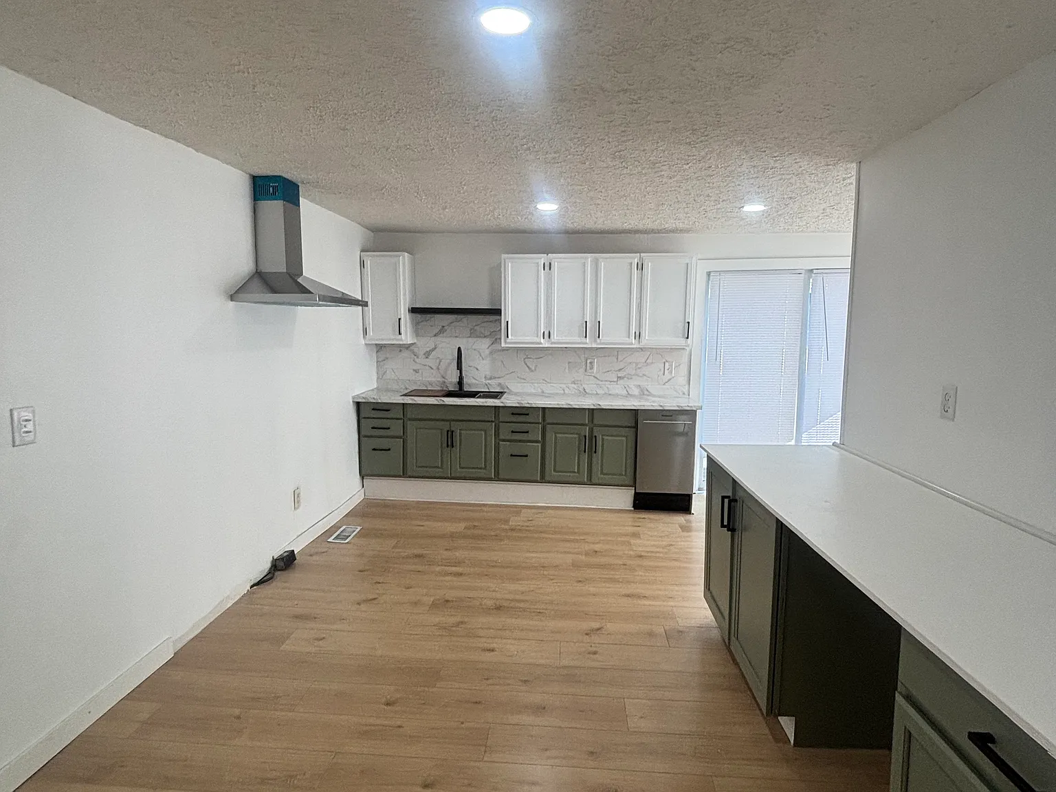 227 Franklin Ave — Photo 4