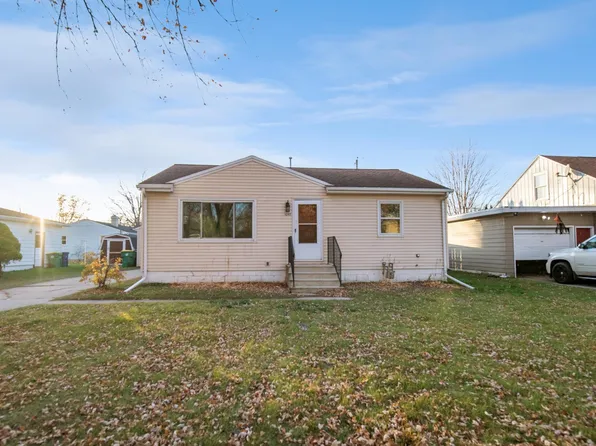 1045 Grognet St, Green Bay, WI 54302