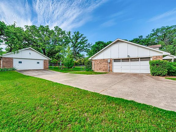 4th image of 1730 Hunters Creek Dr