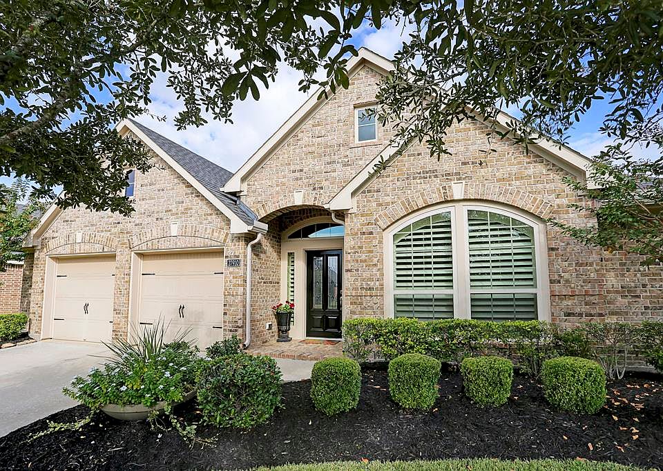 1st image of 27910 Brandy Creek Ln