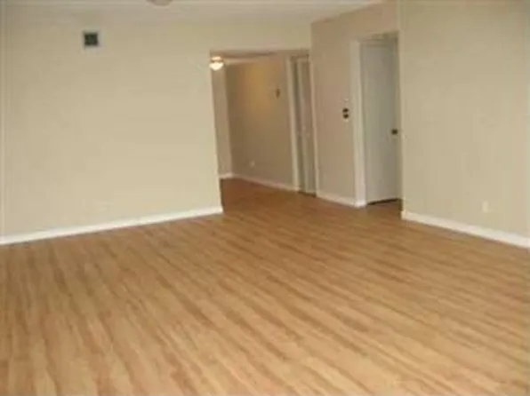 9022 NW 28th Dr APT 2201, Coral Springs, FL 33065