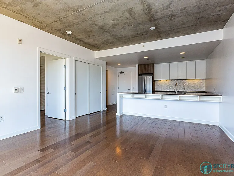45 Bartlett St #413 — Photo 5