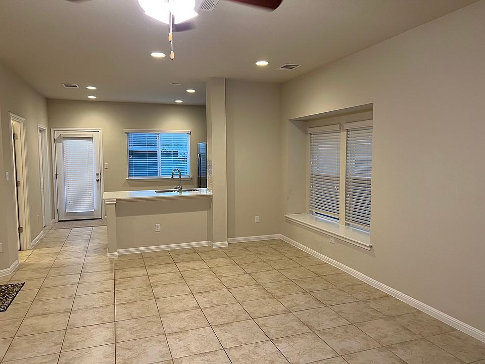 1st image of 18008 Lungo St