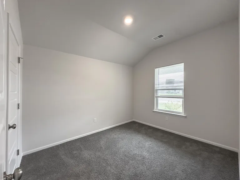 622 N Pecan St — Photo 7