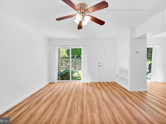 5th image of 9001 Ridge Ave Unit 46