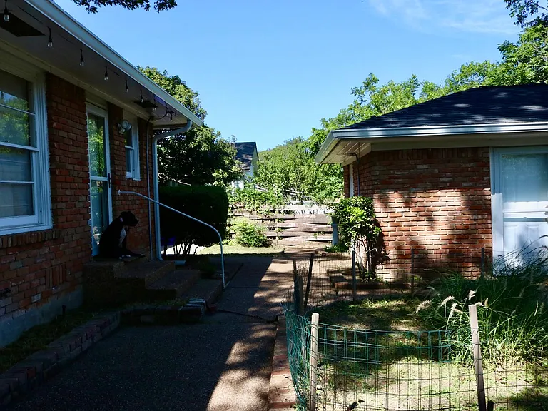 4220 Grim Ave — Photo 19