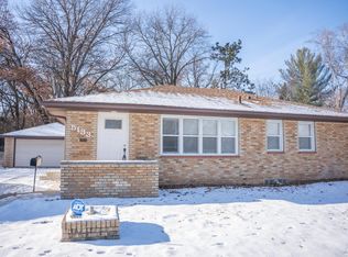 5133 France Ave N, Brooklyn Center, MN 55429