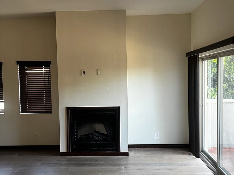 14947 W Magnolia Blvd — Photo 13