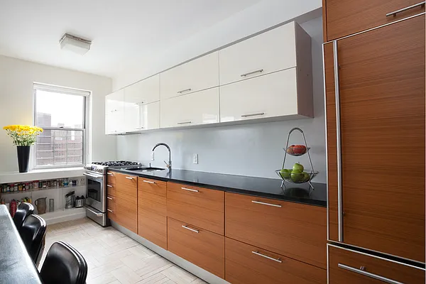 Sold by Stribling | media 12