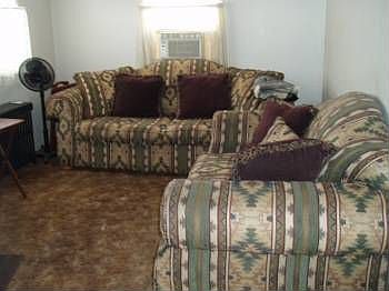 2nd image of 467 Belknap Pl