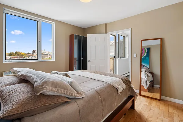 Sold by Keller Williams Realty Gold Coast | media 9