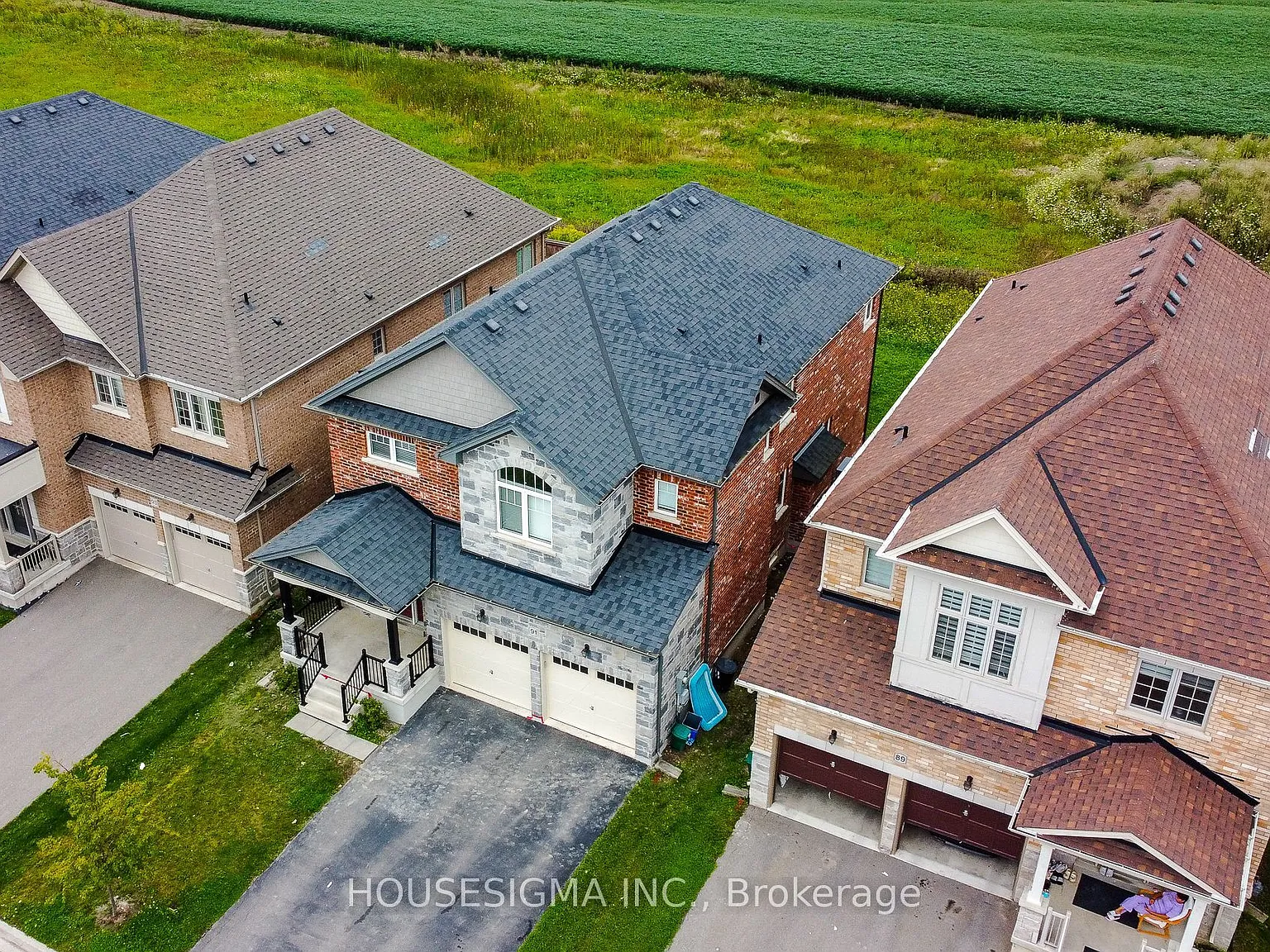 4 bed, $3,200 — Photo 2