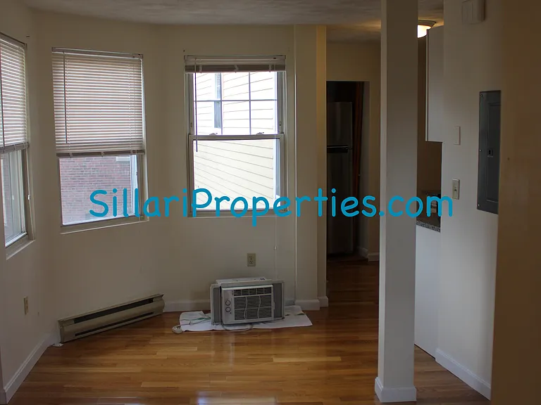 16 Winter St #3 — Photo 2