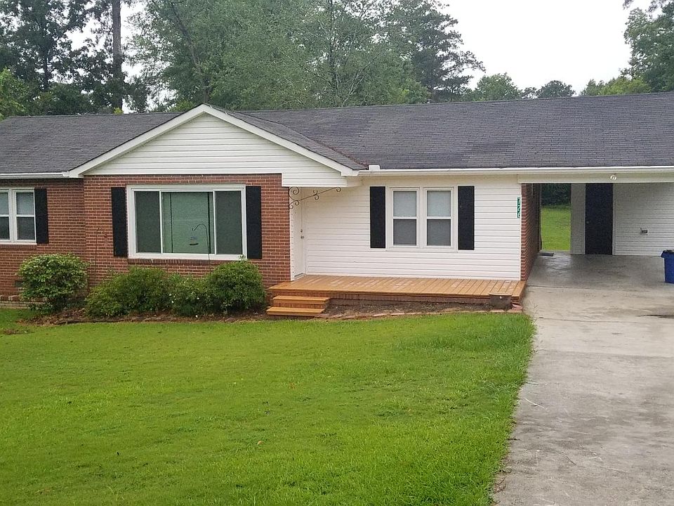 726 Dogwood Front Yard View
