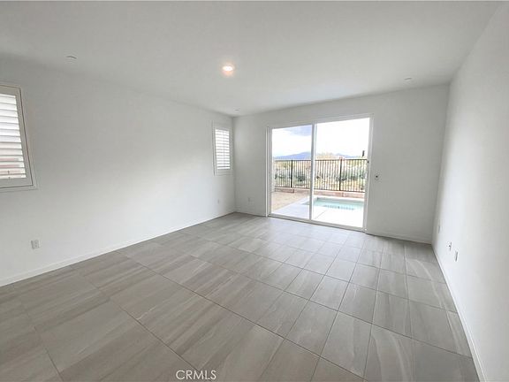 4th image of 103 Mustang Ln