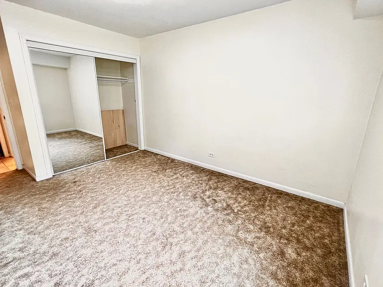 1800 Jefferson Park Ave — Photo 15