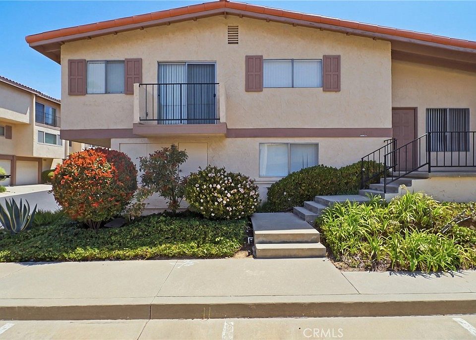 1st image of 28301 Ridgefalls Ct