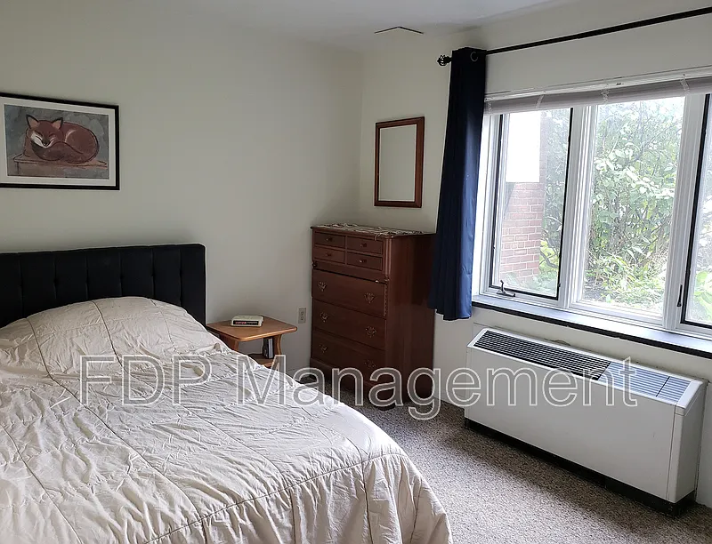 1 bed, 1.0 bath, 468 sqft, $1,030 — Photo 4
