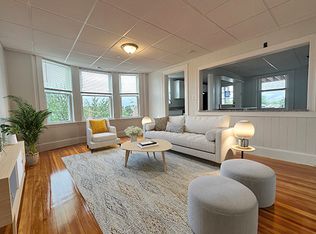 278 Cabot St #4R, Beverly, MA 01915