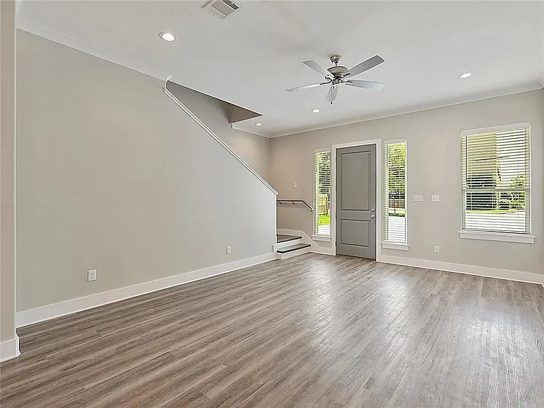 407 Ash St — Photo 14